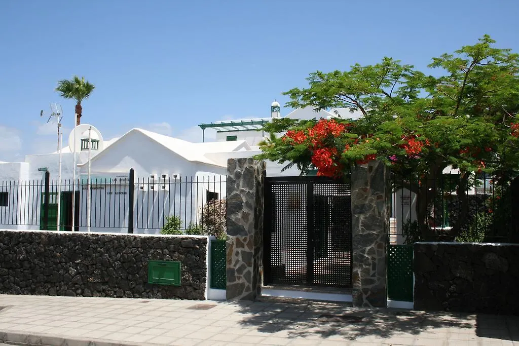 Apartamentos Las Acacias Puerto del Carmen  0*, Puerto del Carmen (Lanzarote) Spain